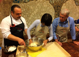 2018-06-Italy-Preparing-The-Pizze-Dough